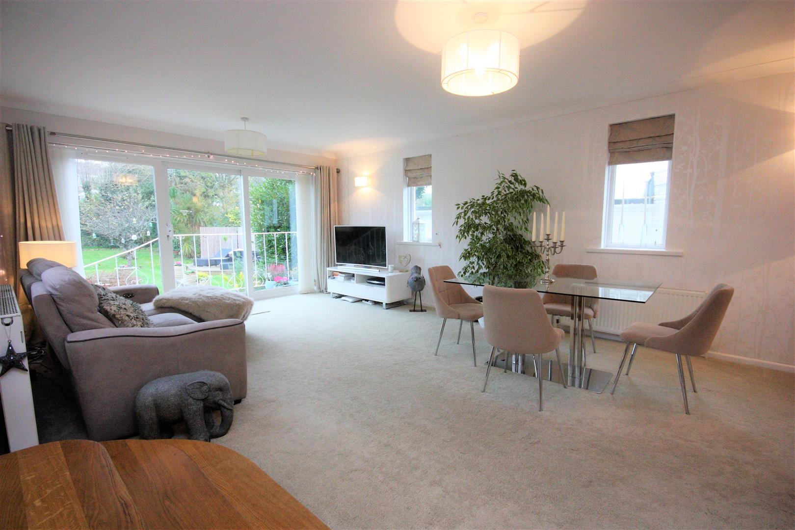 Family Lounge and Dining Room